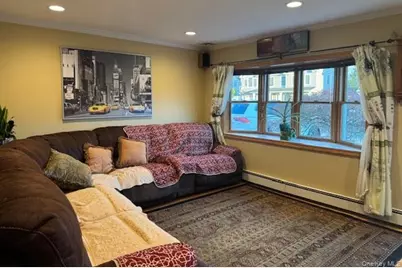 3519 Princeton Drive N, Wantagh, NY 11793 - Photo 5