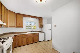 11 Hidden View Dr, Walden, NY 12586 - Photo 9