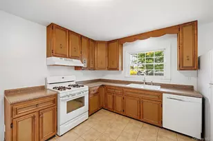11 Hidden View Dr, Walden, NY 12586 - Photo 3