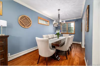 96 Southard Avenue, Rockville Centre, NY 11570 - Photo 7