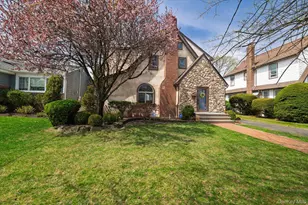 96 Southard Ave, Rockville Centre, NY 11570 - Photo 27