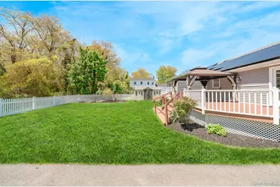 344 Atlantic Avenue, Bay Shore, NY 11706 - Photo 7