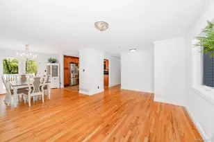 344 Atlantic Ave, Bay Shore, NY 11706 - Photo 13