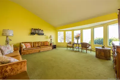 3905 Greentree Drive, Oceanside, NY 11572 - Photo 5