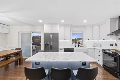 2689 Riverside Avenue, Seaford, NY 11783 - Photo 19