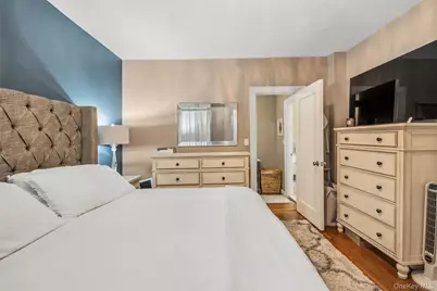472 Gramatan Avenue #Bldg 4 Unit 2U, Fleetwood, NY 10552 - Photo 19