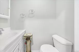 983 Palmer Ave, Mamaroneck, NY 10543 - Photo 15