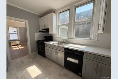 24 Doxsey Place #3, Lynbrook, NY 11563 - Photo 9