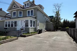 24 Doxsey Pl, Lynbrook, NY 11563 - Photo 15