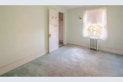 80 Lewis Street, Southampton, NY 11968 - Photo 23
