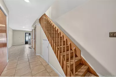 196 Vineyard Avenue, Highland, NY 12528 - Photo 35