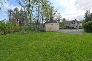 278 Cherry Ln, Suffern, NY 10901 - Photo 25
