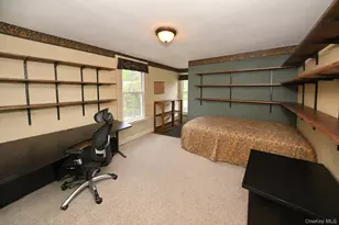 278 Cherry Ln, Suffern, NY 10901 - Photo 23