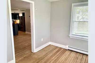 435 Middle Road, Riverhead, NY 11901 - Photo 17