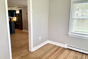 435 Middle Rd, Riverhead, NY 11901 - Photo 17