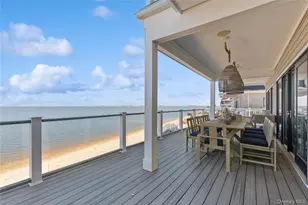 39 Shinnecock Rd, East Quogue, NY 11942 - Photo 19