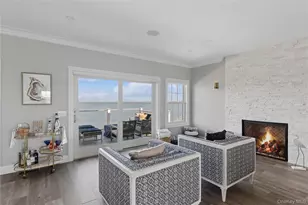 39 Shinnecock Rd, East Quogue, NY 11942 - Photo 7