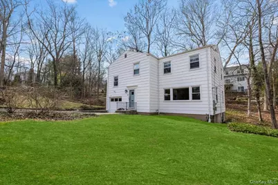 111 Spier Road, Scarsdale, NY 10583 - Photo 5