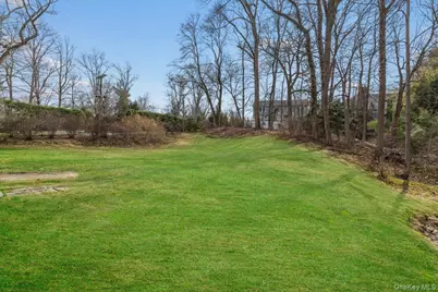 111 Spier Road, Scarsdale, NY 10583 - Photo 31