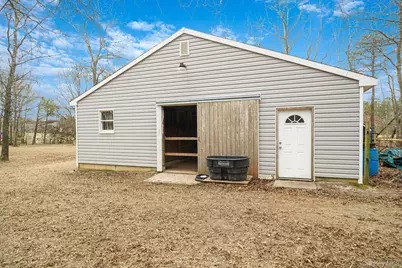 168 Brookfield Avenue, Center Moriches, NY 11934 - Photo 23