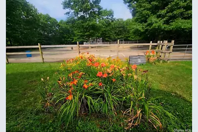168 Brookfield Avenue, Center Moriches, NY 11934 - Photo 41