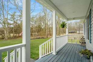 168 Brookfield Ave, Center Moriches, NY 11934 - Photo 5