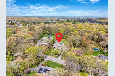 9 Arista Court, Dix Hills, NY 11746 - Photo 5