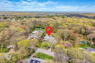 9 Arista Ct, Dix Hills, NY 11746 - Photo 5