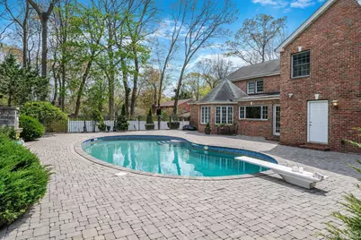 9 Arista Court, Dix Hills, NY 11746 - Photo 43
