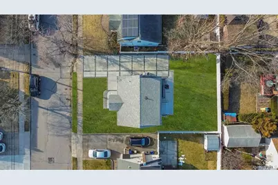 253 Meyer Avenue, Valley Stream, NY 11580 - Photo 3