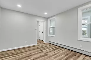 44 Glenwood Ave, Poughkeepsie, NY 12603 - Photo 13