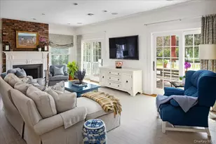 16 Middle Dr, Manhasset, NY 11030 - Photo 15