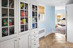 16 Middle Dr, Manhasset, NY 11030 - Photo 17