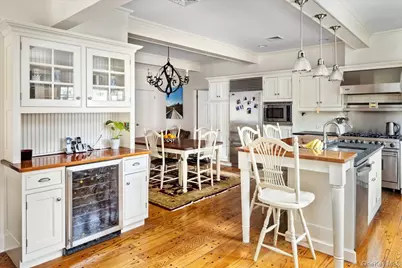 16 Middle Drive, Manhasset, NY 11030 - Photo 13