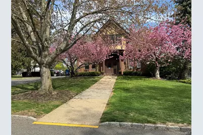 16 Middle Drive, Manhasset, NY 11030 - Photo 25
