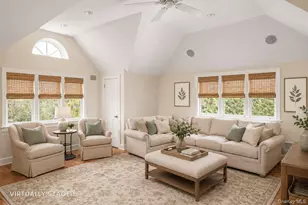 16 Middle Dr, Manhasset, NY 11030 - Photo 19