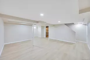 207 August Rd, North Babylon, NY 11703 - Photo 21