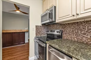 4 Rose St, Oceanside, NY 11572 - Photo 9