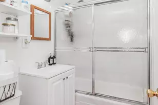 240-21 68th Ave, Little Neck, NY 11362 - Photo 17