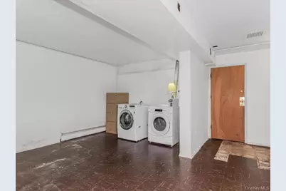 24021 68th Avenue #10, Little Neck, NY 11362 - Photo 21