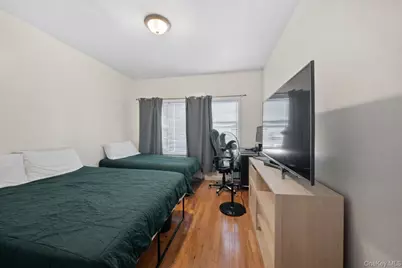 2710 Lurting Avenue, Bronx, NY 10469 - Photo 5