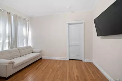 2710 Lurting Avenue, Bronx, NY 10469 - Photo 23