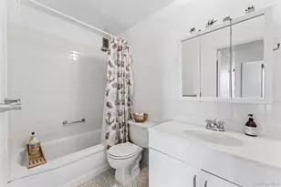 162-30 Powells Cove Blvd, Whitestone, NY 11357 - Photo 7