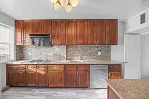 100-01 75th Ave, Forest Hills, NY 11375 - Photo 11
