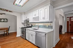 1 Pembroke St, New Rochelle, NY 10801 - Photo 15