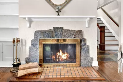 307 Hollywood Avenue, Tuckahoe, NY 10707 - Photo 23