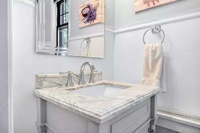307 Hollywood Avenue, Tuckahoe, NY 10707 - Photo 9