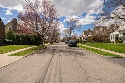 307 Hollywood Avenue, Tuckahoe, NY 10707 - Photo 47