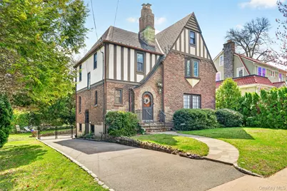 307 Hollywood Avenue, Tuckahoe, NY 10707 - Photo 1