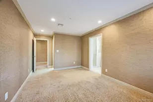 1 Portico Ct, Great Neck, NY 11021 - Photo 29